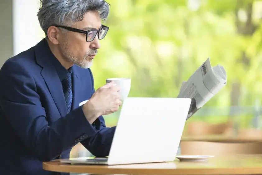59歳男性「オルカンも日経225も利益がゼロになった」 NISA積み立て2年目、その結果は? イメージ