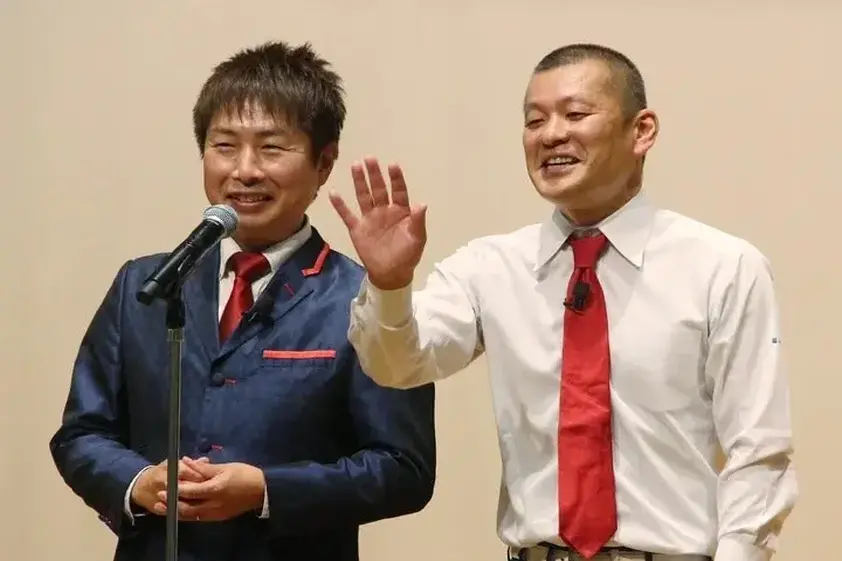 U字工事、地元民に愛される栃木・川治温泉の名物ラーメンを大絶賛「スープがめちゃくちゃうまい」 イメージ