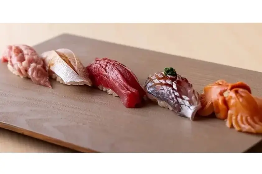 【東京都豊島区】自慢のマグロを味わえる「池袋 鮨 ふくろう」OPEN!期間限定で特別限定プランが登場 イメージ