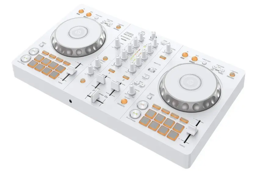 ステッカーチューンしたらきっと映える。Pioneer DJの純白DJコン イメージ