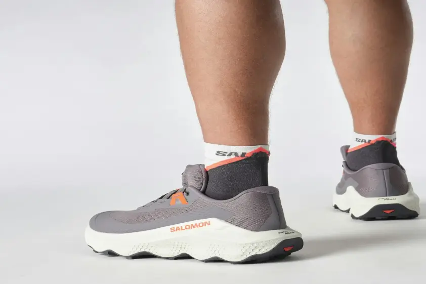 サロモン「ULTRA GLIDE 3」は 足裏への圧力を分散する革新的アウトソールを搭載! イメージ