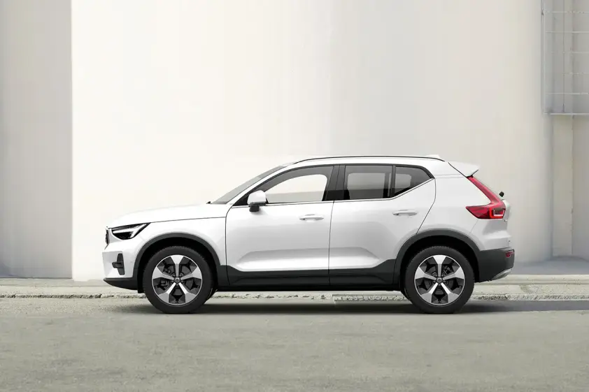 【559万円から】次世代UX導入のボルボ「XC40」アップデート版発売! 新グレード「ウルトラB3」も登場 イメージ