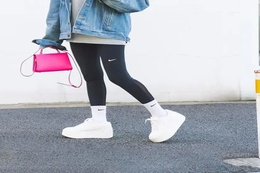 ZARAはスニーカーも超優秀!オシャレ読者コーデ【SNAP2選】 イメージ
