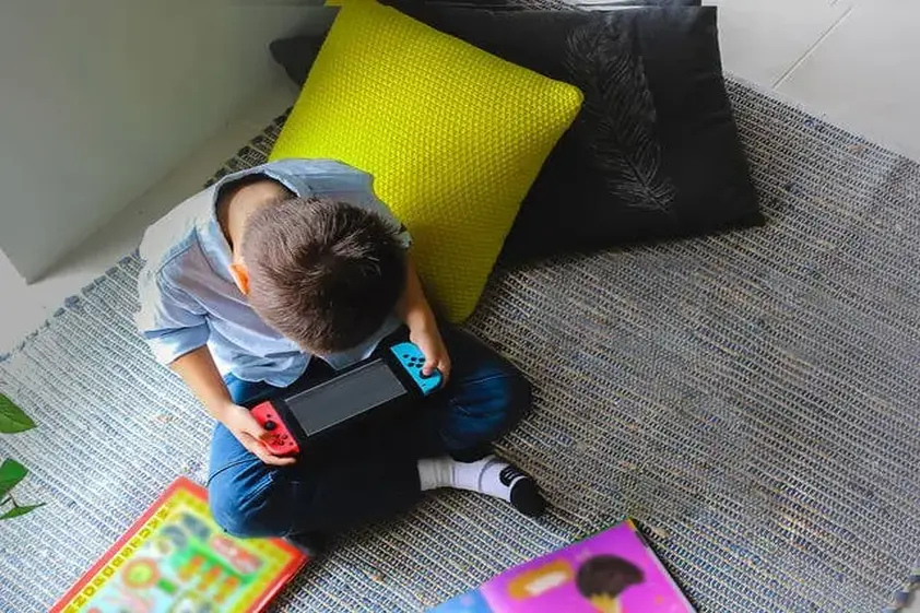 「ゲームやめなさい!」に逆ギレするわが子…“叱らず効く”声かけ&ルールの作り方を児童精神科医が伝授! イメージ